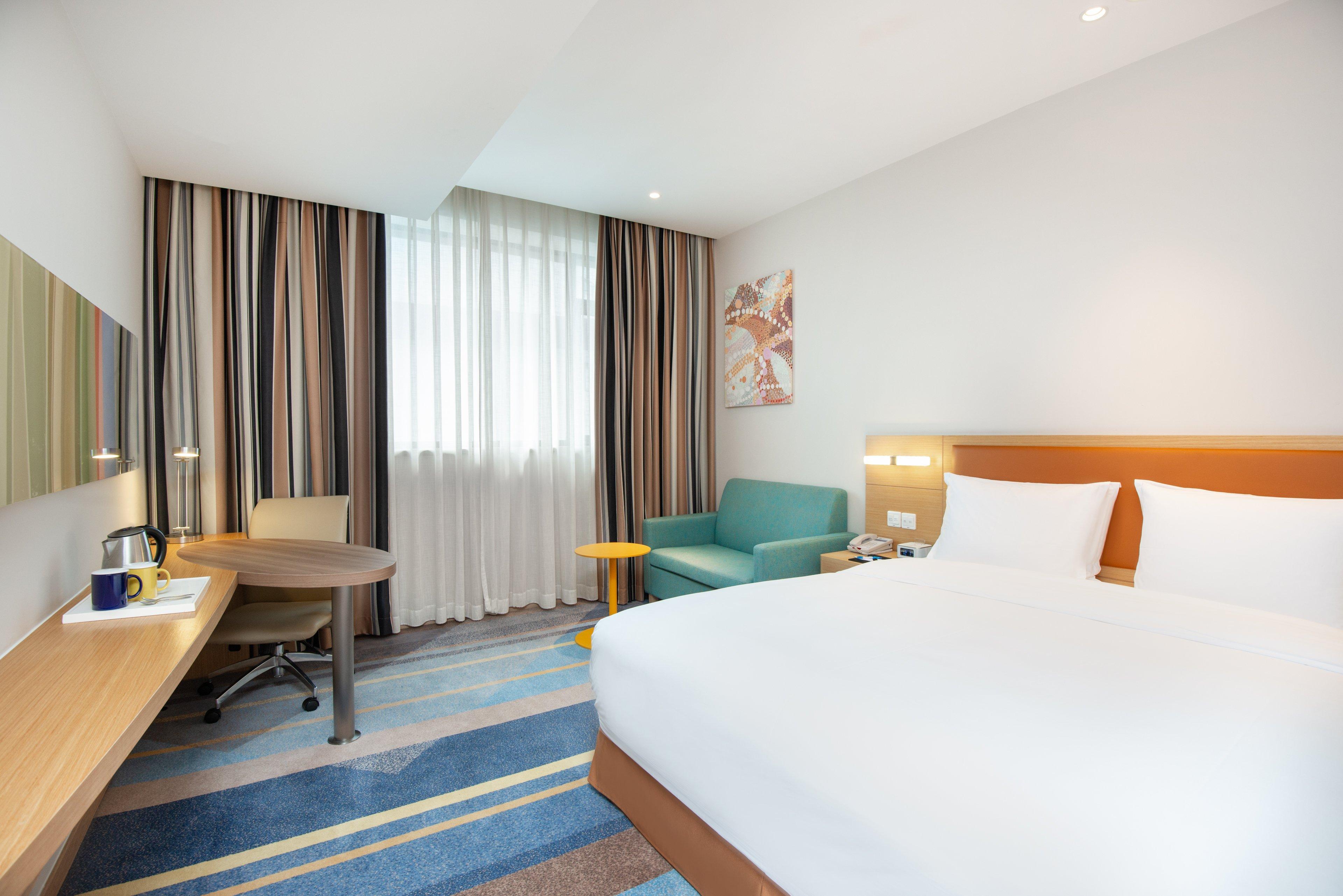 Holiday Inn Express Shanghai Zhenping By Ihg Exterior photo