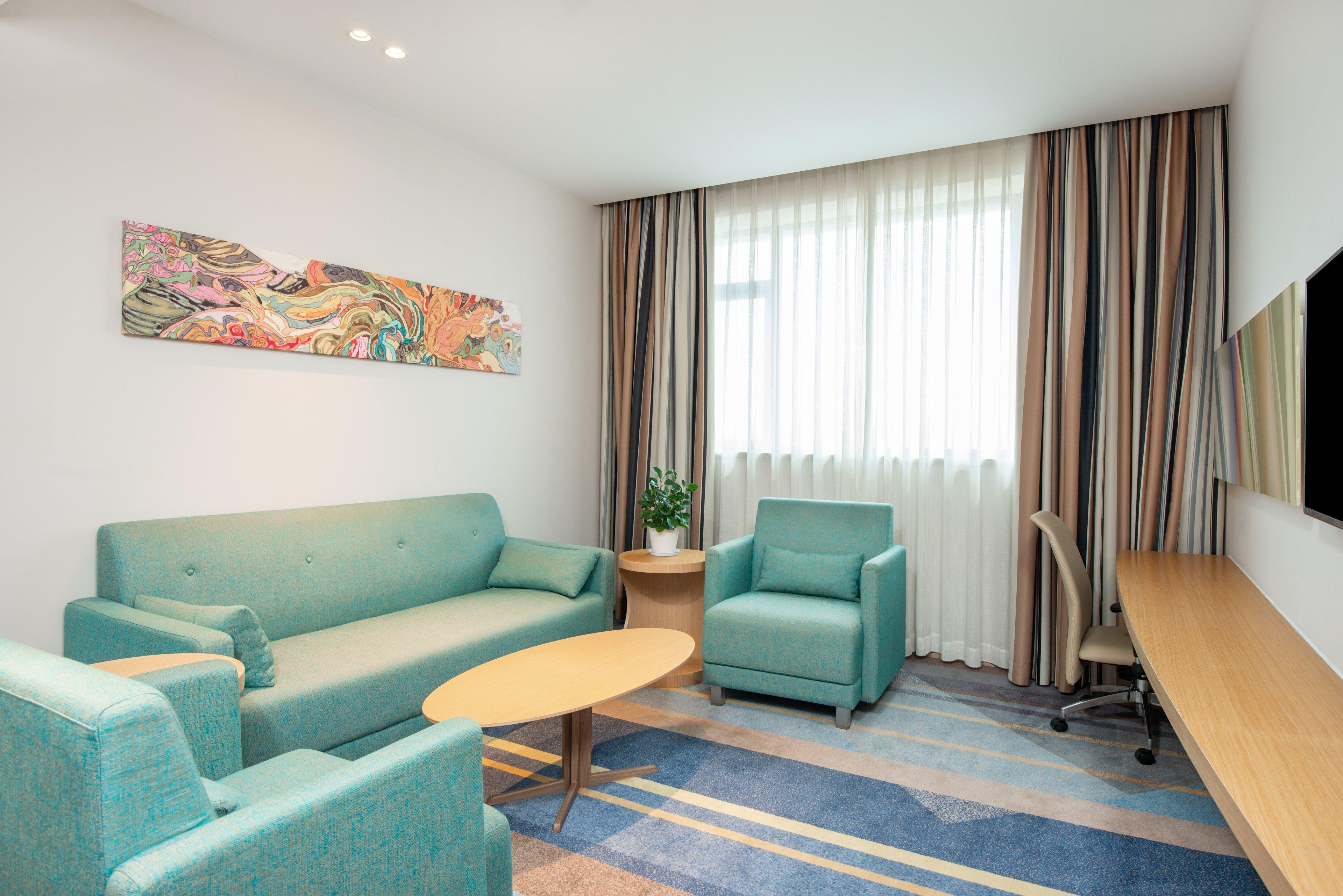 Holiday Inn Express Shanghai Zhenping By Ihg Exterior photo